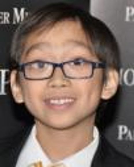 Avery Espiritu Headshot