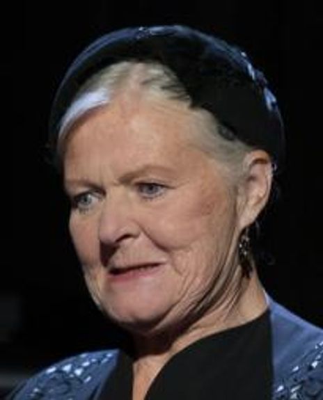 Janet Fullerlove Headshot