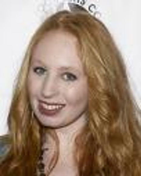 Elizabeth Stanton Headshot