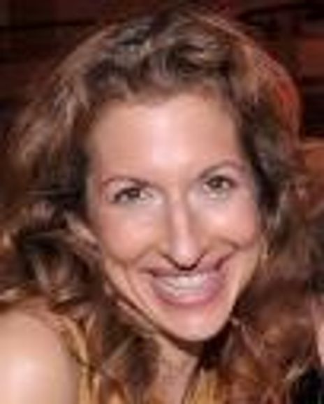 Alysia Renier Headshot