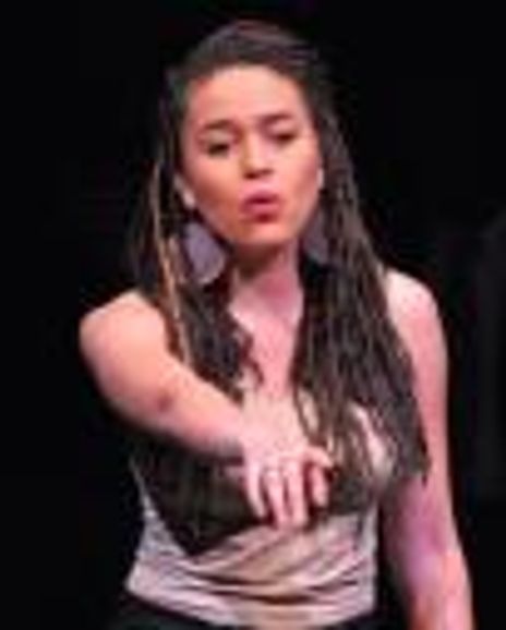 Lauren Steele Headshot