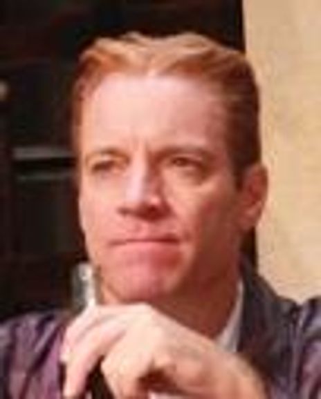 Tom Wahl Headshot