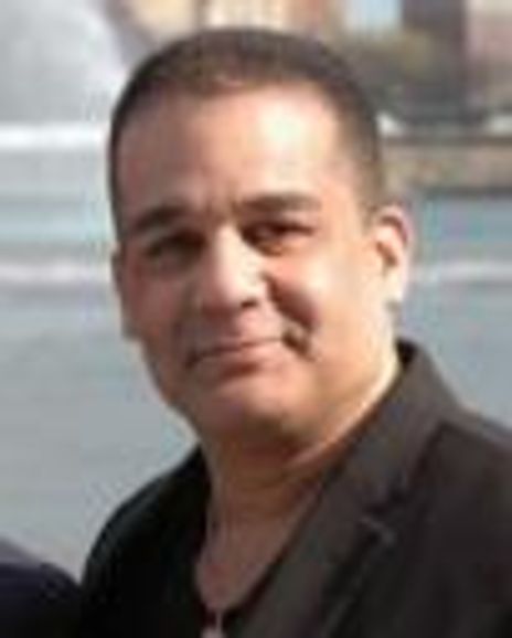 Lionel Meneses Saillant Headshot