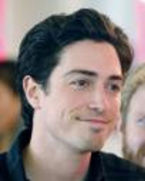 Henry Zebrowski Headshot