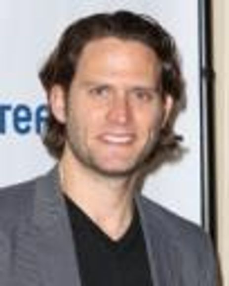 Stephen Pasquale Headshot