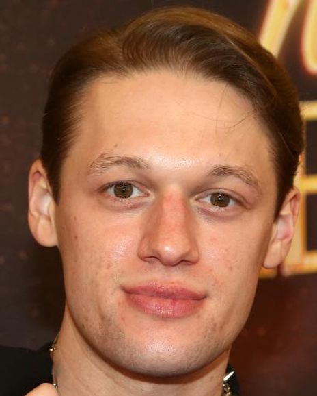 Davis Wayne Headshot