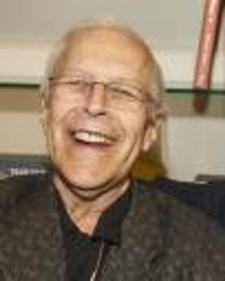 Howie Fienstein Headshot