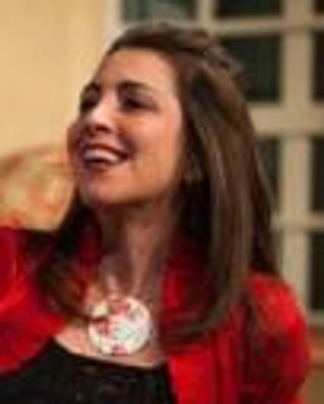 Suzanne Balling Headshot