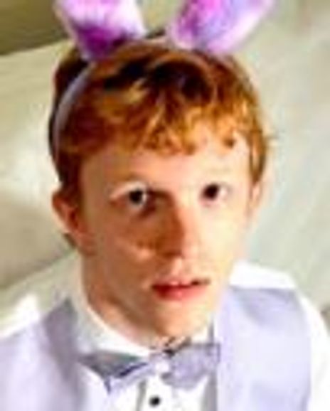 Sam Ogilvie Headshot