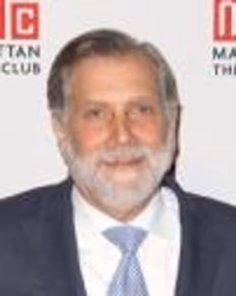 Tom Secunda Headshot