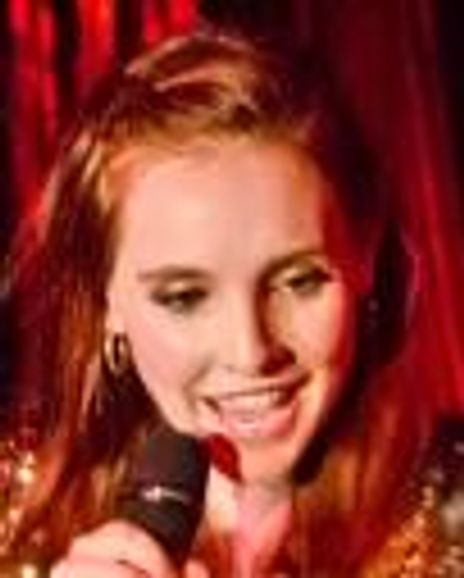 Emily Swindal Headshot