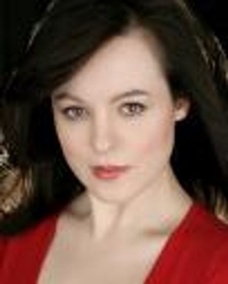 Laura June Weissinger Headshot