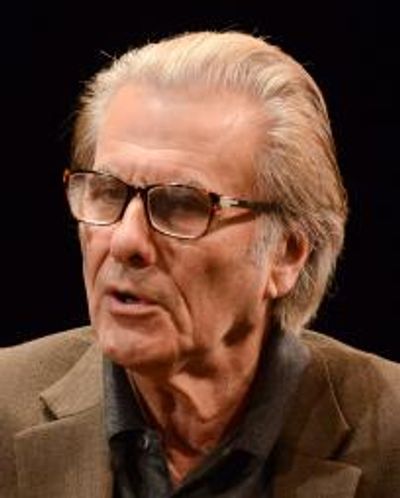 Oliver Cotton Headshot