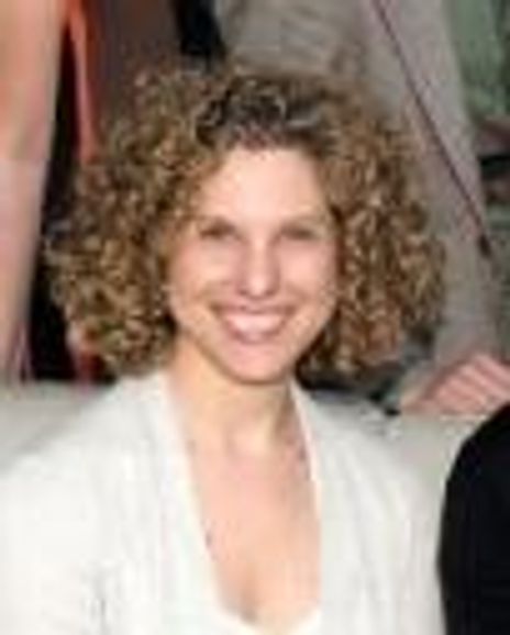 Ellie Heyman Headshot