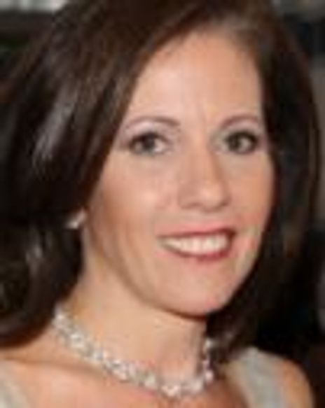 Sara Albrecht Headshot