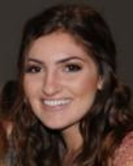 Stephanie Curley Headshot