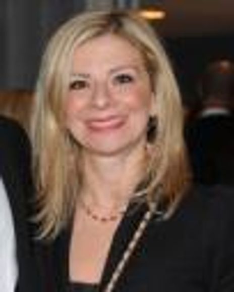 Julie Pilliod Headshot