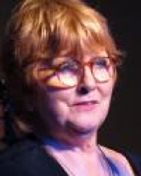 Sherle Stevens Headshot