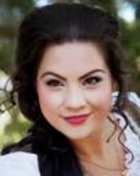 Jayne Claire Headshot