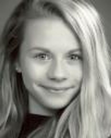 Holly Brians Ragusa Headshot