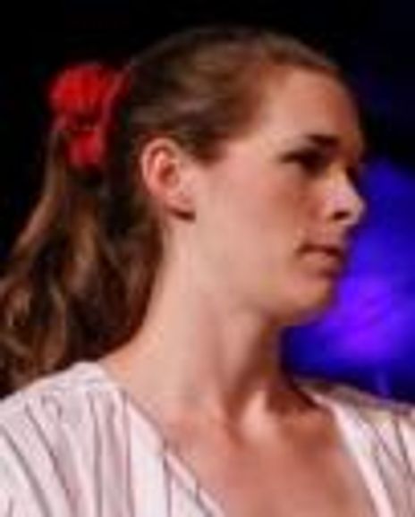 Kelly Schmidt Headshot