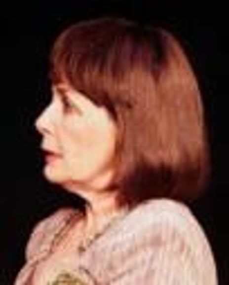 Sue Anne Dennehy Headshot