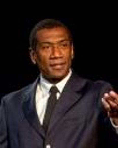 Robert McKay Headshot