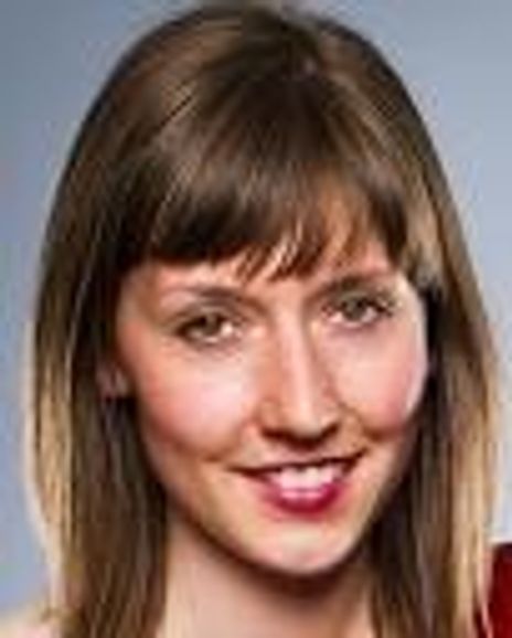 Kate Prascher Headshot