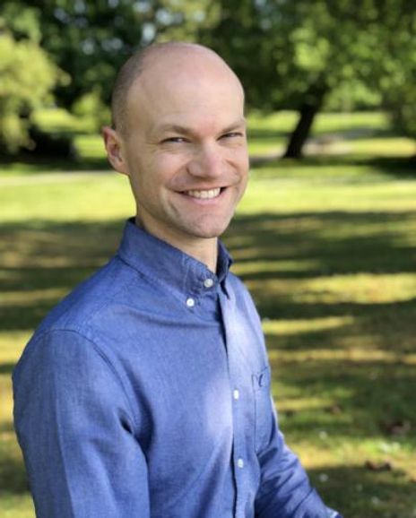 Kyle Sinclair Headshot