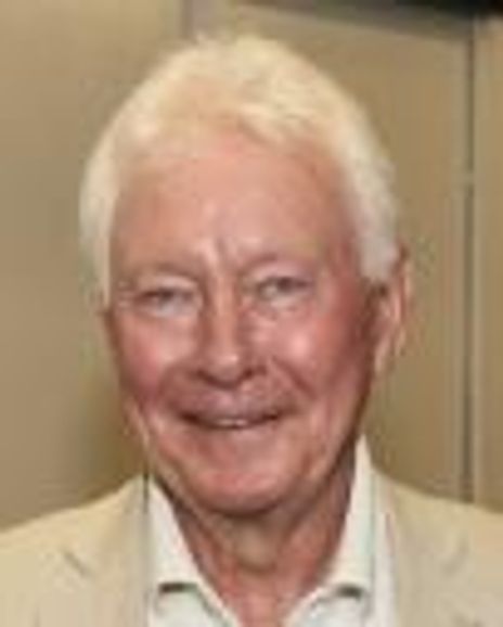 Phillip Craig Headshot