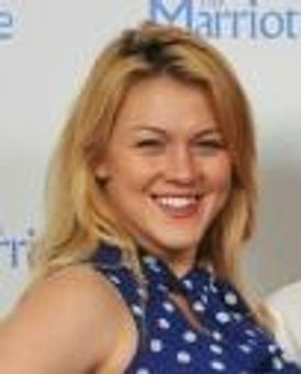 Betsy Stewart Headshot