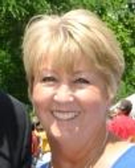 Deborah Thomas Headshot