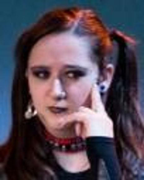 Emily Holland Headshot