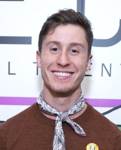 Hernando Umana Headshot