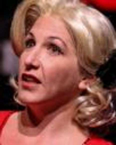 Elisabeth Tate Headshot