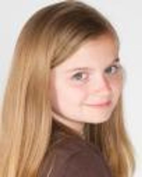 Sophie Miller Reusswig Headshot