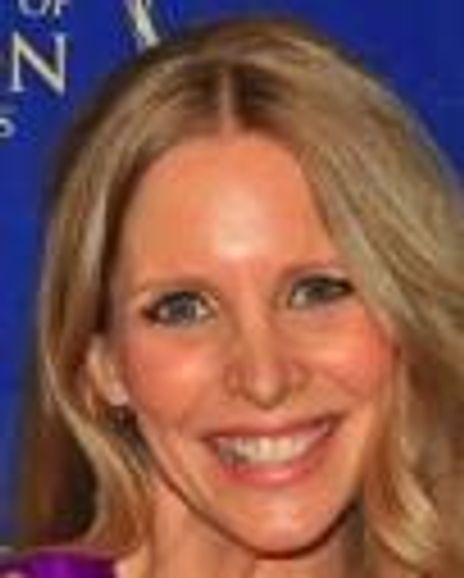 Lauralee Bell Headshot