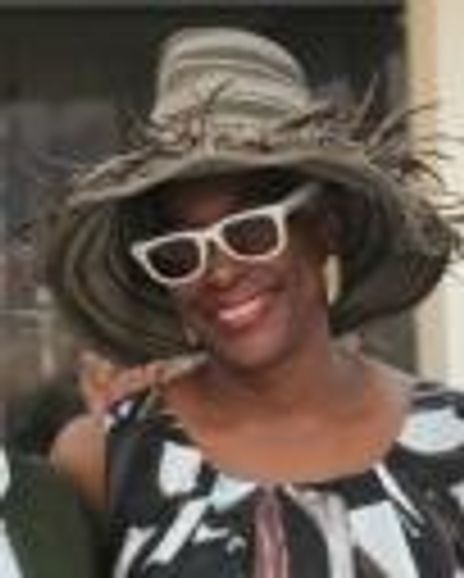 Cheryl Riley Headshot