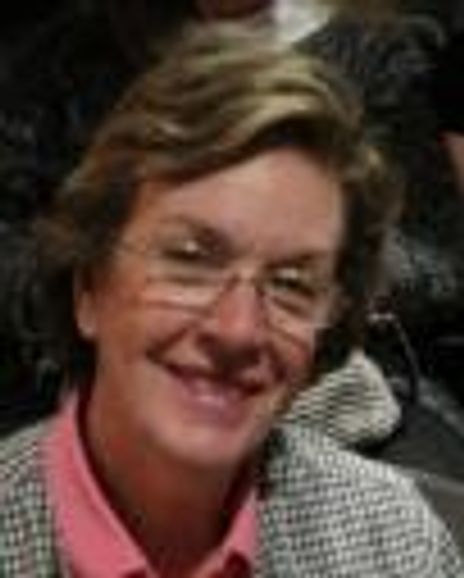 Pam Singleton Headshot