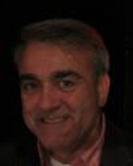 Charlie Seidenburg Headshot
