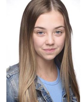 Ashley Tia Goldberg Headshot