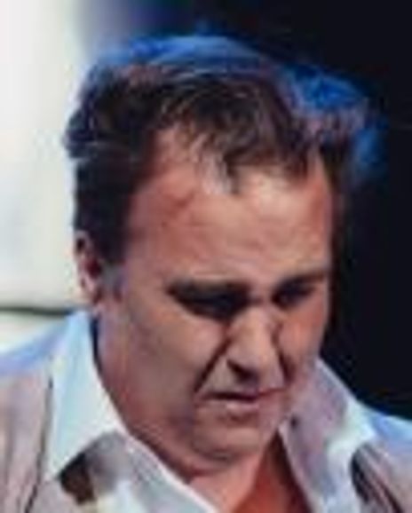 Ned Averill-Snell Headshot