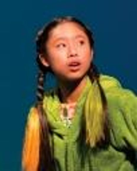 Emily Chang Headshot