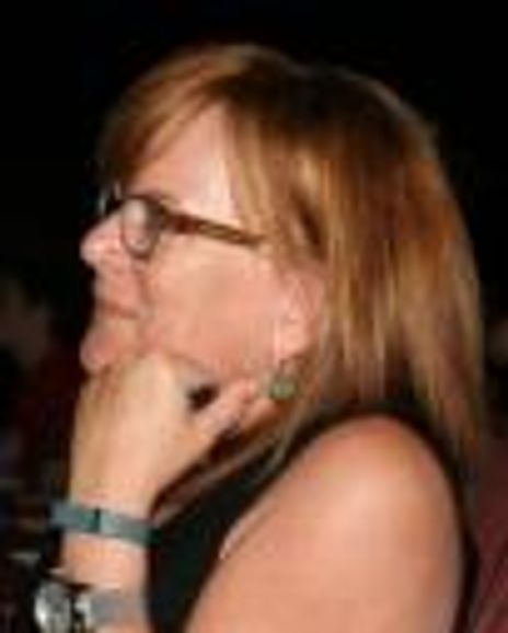 Debbi Calton Headshot