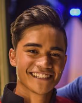 Daryl Tofa Headshot