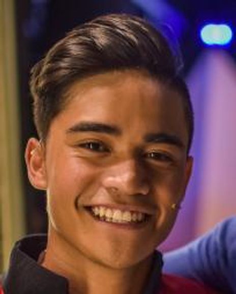 Daryl Tofa Headshot