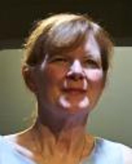 Melissa Riemer Headshot