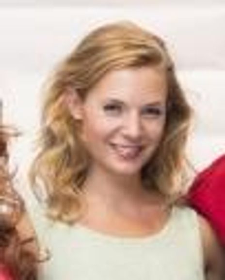 Julie Baird Headshot