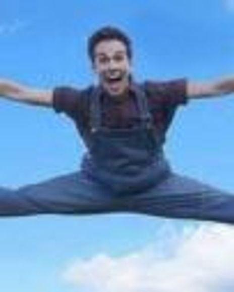 Tyler Sarkis Headshot