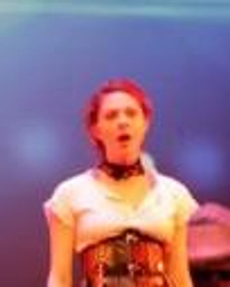 Lauren Cipoletti Headshot